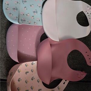 Floral and Polka Dot Silicone Bib Set for Kids